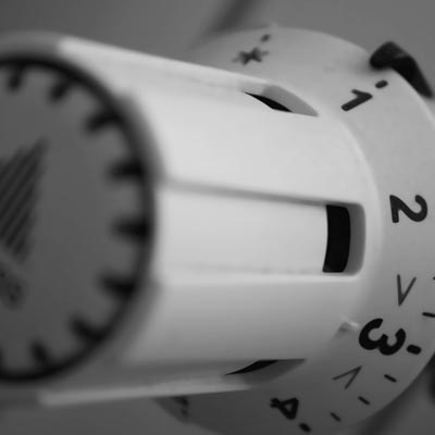 Picture a gas dial clearly showing its readings, designed to guide homeowners through a quick DIY check before reaching out to a heating repair professional.