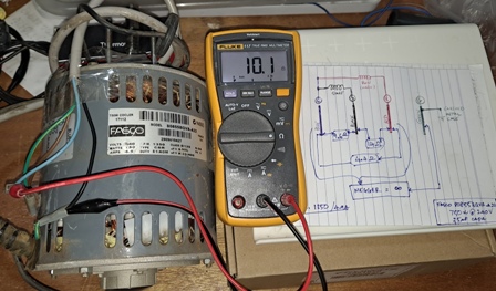 Fasco-80855BQVA-A22-10-ohm-start-winding-measurement-with-fluke-711