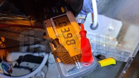 3.98 at 240Vac Amp drawn current test on a Bonaire 250 watts fan motor has noisy ceased bearing