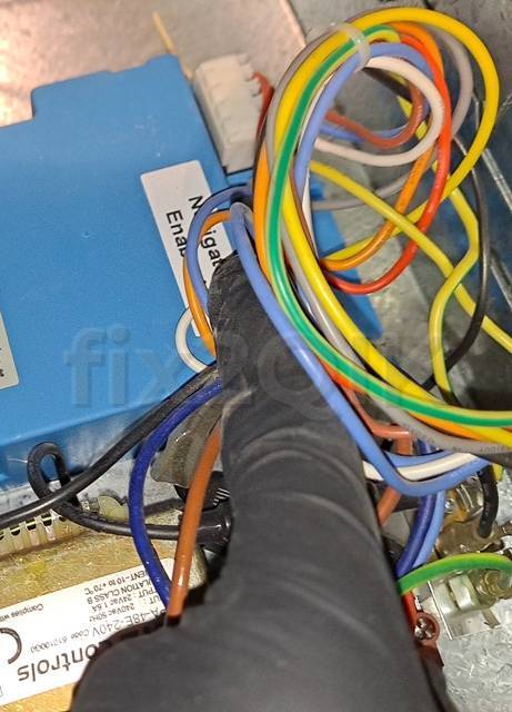 Bonaire-control-module-led-indicates-errors-2-20-21-over-heat-conditions-3-short-pulses