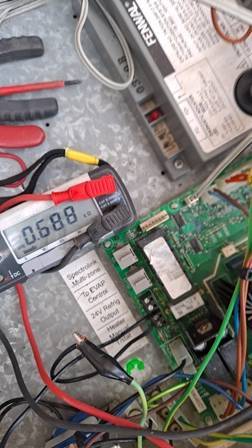 Braemar heater repairs testing faulty themostat connection signal wires resistance 688ohm