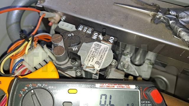 braemar-heating-repairs-gasvalve-testing-checking-voltages-signals-mechanical
